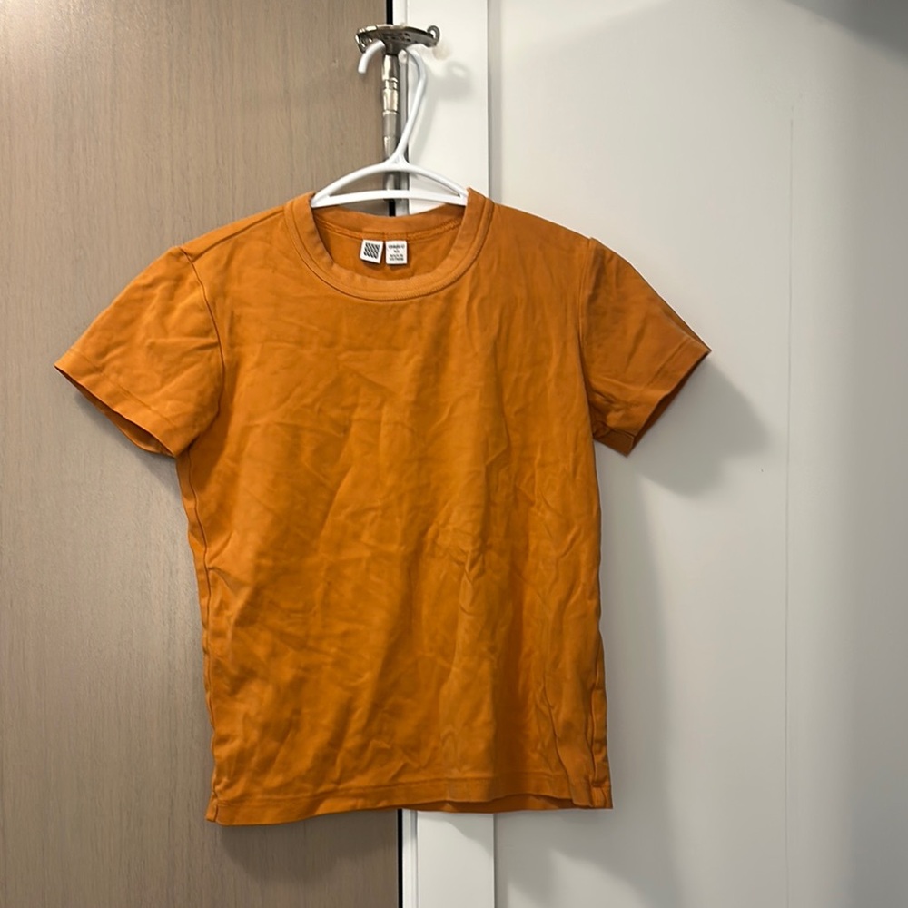 Uniqlo Orange Short Sleeve Tee Casual Cotton Shirt